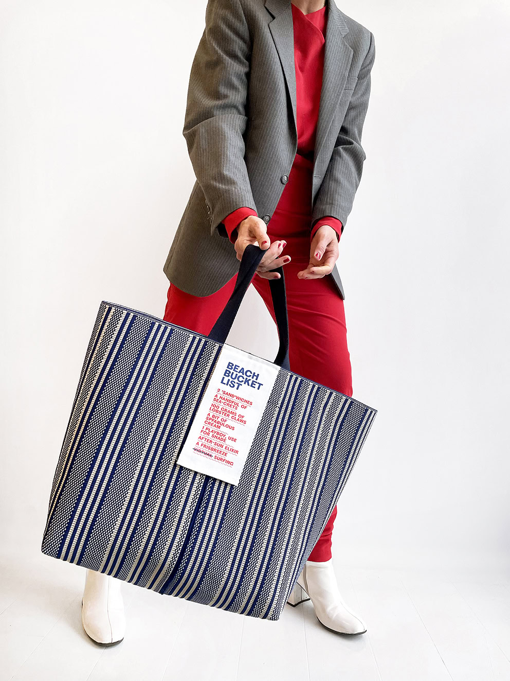 Beach bucket bag shop